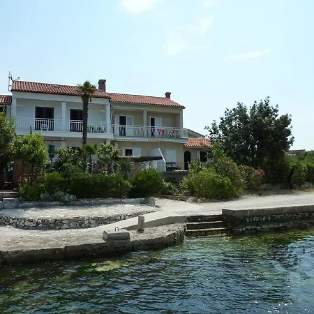 Vi Διαμέρισμα